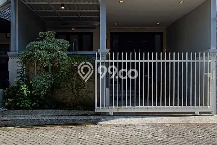 Disewakan! Rumah 3 Kamar Tidur &
2 Kamar Mandi di Pakuwon City, Surabaya Disewakan! Rumah 3 Kamar Tidur &
2 Kamar Mandi di Pakuwon City, Surabaya