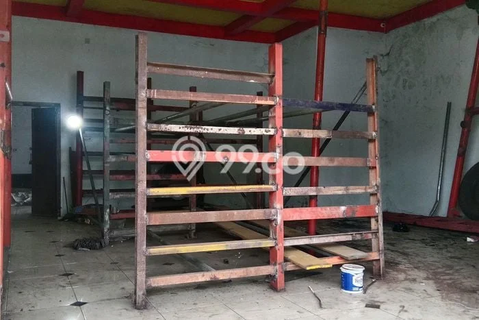 Gudang Bagus Dijual LB 1100m2 Lokasi Strategis Salatiga Area Cocok untuk Berbisnis Gudang Bagus Dijual LB 1100m2 Lokasi Strategis Salatiga Area Cocok untuk Berbisnis