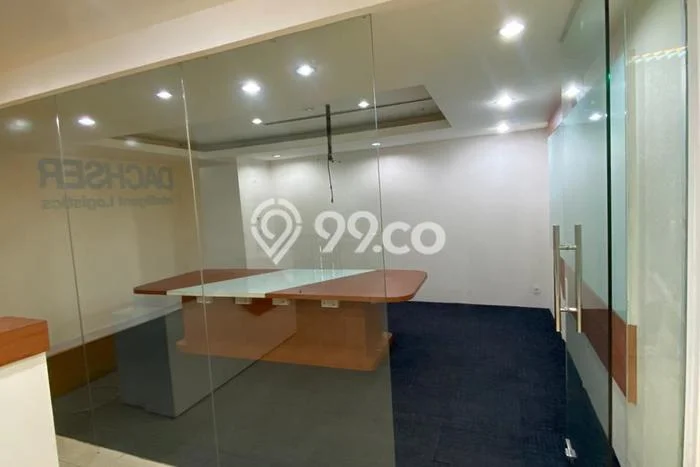 Disewakan Kantor di Kawasan Ramai Kuningan Luas 325m2 Disewakan Kantor di Kawasan Ramai Kuningan Luas 325m2