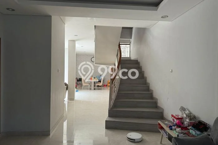 Ready to Use! Premium House LT 250m2 Desain Elegan di Kesiman Ready to Use! Premium House LT 250m2 Desain Elegan di Kesiman