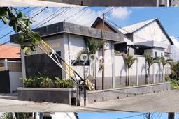 Vila Terawat di , Area 145m2m², Lokasi Premium dengan akses bagus Vila Terawat di , Area 145m2m², Lokasi Premium dengan akses bagus