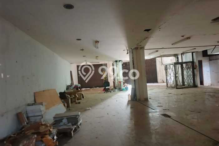 Ruko Disewa di Jakarta Pusat dengan LB 1080m2 Area Komersial Ramai Ruko Disewa di Jakarta Pusat dengan LB 1080m2 Area Komersial Ramai