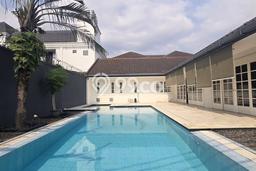 Hunian Ideal dengan LT 600m2 & LB 450m2 Dikontrakkan di Kemang Hunian Ideal dengan LT 600m2 & LB 450m2 Dikontrakkan di Kemang