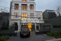 For Sale Rumah Elit Exclusive di Kebayoran Baru, Jakarta Selatan For Sale Rumah Elit Exclusive di Kebayoran Baru, Jakarta Selatan