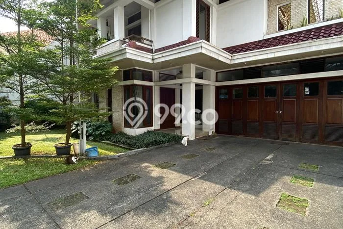Jual Rumah Luas Elegan Dengan View Eksklusif di Pejaten, Jakarta Selatan Jual Rumah Luas Elegan Dengan View Eksklusif di Pejaten, Jakarta Selatan