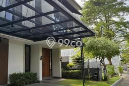 Rumah Mewah LB 280m2 Siap Huni Desain Elegan di Ampera, Jakarta Selatan Rumah Mewah LB 280m2 Siap Huni Desain Elegan di Ampera, Jakarta Selatan