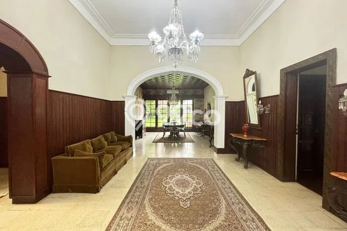 Hot Offer Hunian Mewah Ideal dan Luas di Menteng, Jakarta Pusat Hot Offer Hunian Mewah Ideal dan Luas di Menteng, Jakarta Pusat