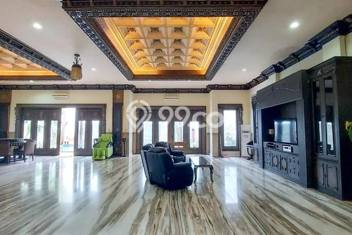 Best Deal Hunian Mewah Ideal dan Luas di Menteng, Jakarta Pusat Best Deal Hunian Mewah Ideal dan Luas di Menteng, Jakarta Pusat