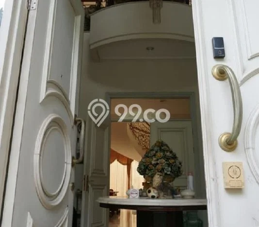 Dijual Rumah Mewah Elegan Dengan View Cantik di Kuningan, Jakarta Selatan Dijual Rumah Mewah Elegan Dengan View Cantik di Kuningan, Jakarta Selatan