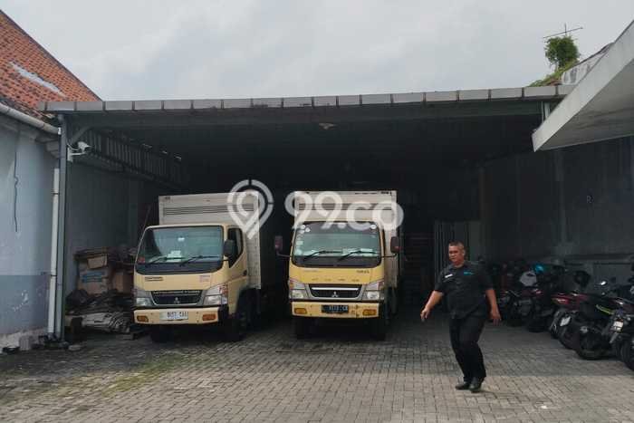 Gudang Dijual Lokasi Stratagis di Genteng Surabaya Cocok untuk Bisnis Gudang Dijual Lokasi Stratagis di Genteng Surabaya Cocok untuk Bisnis