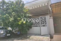 Dijual Rumah Mewah Megah Dengan View Eksklusif di Panjang Jiwo, Surabaya Dijual Rumah Mewah Megah Dengan View Eksklusif di Panjang Jiwo, Surabaya