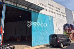 Gudang Premium di Sukomanunggal, Luas 450m², Kawasan Komersial, Tingkat Keramaian Tinggi Gudang Premium di Sukomanunggal, Luas 450m², Kawasan Komersial, Tingkat Keramaian Tinggi
