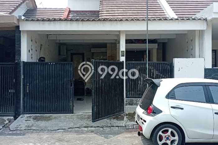 Rumah Strategis Modern Lb 180m2 di Sukolilo, Surabaya Rumah Strategis Modern Lb 180m2 di Sukolilo, Surabaya
