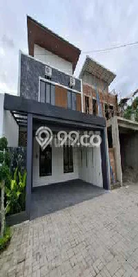 Rumah Mewah LB 175m2 Siap Huni Desain Elegan di Caturtunggal, Yogyakarta Rumah Mewah LB 175m2 Siap Huni Desain Elegan di Caturtunggal, Yogyakarta