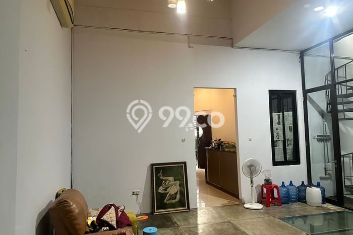 Hunian Mewah Siap Huni LT 160m2 di Kelapa Gading, Jakarta Utara Hunian Mewah Siap Huni LT 160m2 di Kelapa Gading, Jakarta Utara