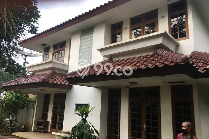 Rumah Luxury Modern Tanpa Renovasi di Pondok Bambu Jakarta Timur Rumah Luxury Modern Tanpa Renovasi di Pondok Bambu Jakarta Timur