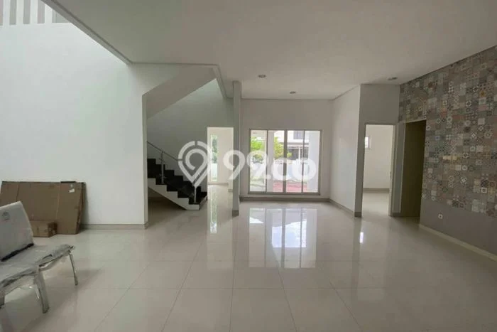 Lokasi terbaik! Rumah siap huni dikontrakkan di Kenjeran LB 400m2 Lokasi terbaik! Rumah siap huni dikontrakkan di Kenjeran LB 400m2