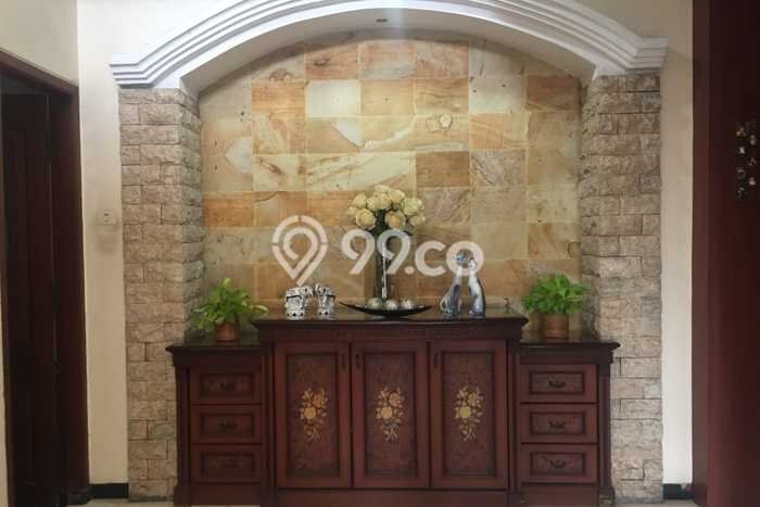 Hunian Elit LB 228m2 Siap Huni Desain Elegan di Sutorejo, Surabaya Hunian Elit LB 228m2 Siap Huni Desain Elegan di Sutorejo, Surabaya