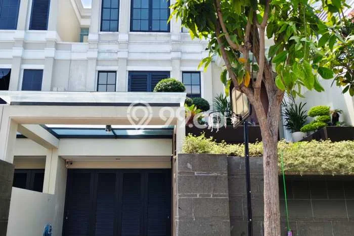 Rumah Strategis area Kenjeran, Surabaya, LT 128m2m² Bangunan 238m2m² - HARGA NEGO! Rumah Strategis area Kenjeran, Surabaya, LT 128m2m² Bangunan 238m2m² - HARGA NEGO!
