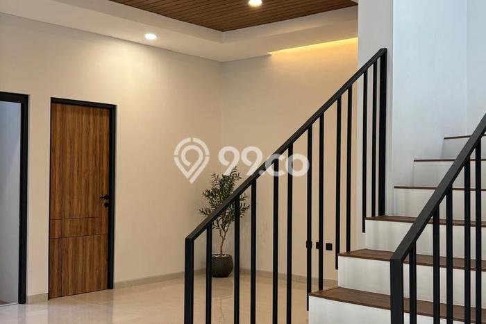 Jual Rumah Mewah Megah Dengan View Eksklusif di BSD Kencana Loka, Tangerang Jual Rumah Mewah Megah Dengan View Eksklusif di BSD Kencana Loka, Tangerang