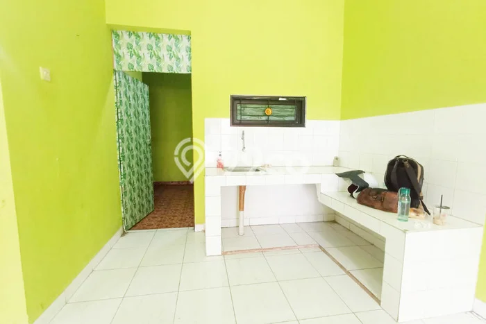 Disewakan Rumah Konsep Modern di Jatinegara Jakarta Timur dengan 2 KT Disewakan Rumah Konsep Modern di Jatinegara Jakarta Timur dengan 2 KT