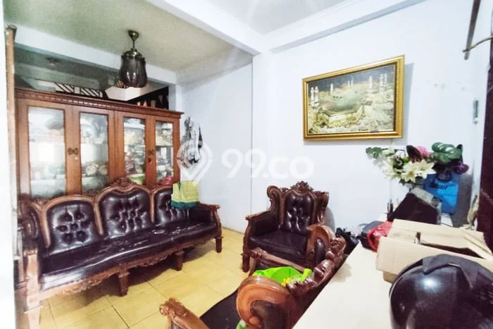 Lokasi terbaik! Rumah siap pakai dikontrakkan di Makasar LB 172m2 Lokasi terbaik! Rumah siap pakai dikontrakkan di Makasar LB 172m2