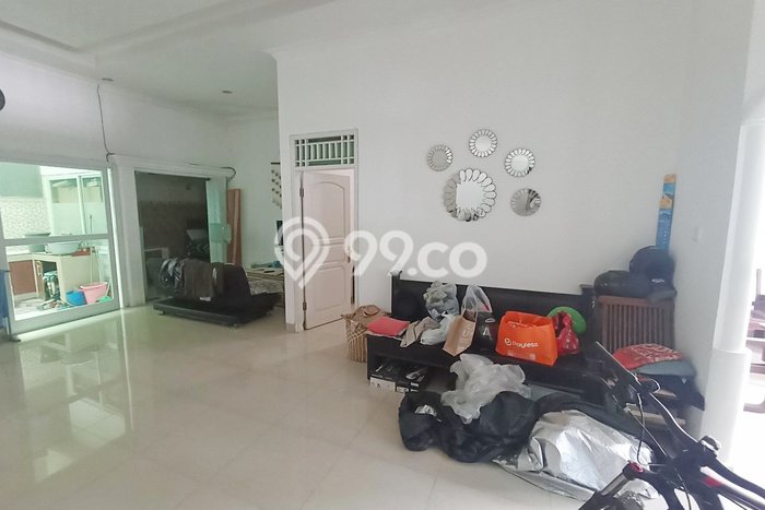 Disewakan! Rumah 4 Kamar Tidur &
3 Kamar Mandi di Kalisari, Jakarta Timur Disewakan! Rumah 4 Kamar Tidur &
3 Kamar Mandi di Kalisari, Jakarta Timur