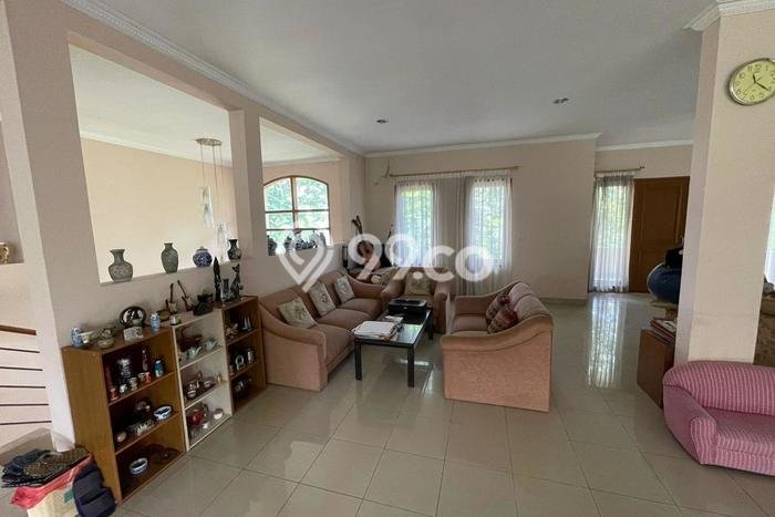 Dijual Rumah Luas Elegan Dengan View Eksklusif di baranangsiang, Bogor Dijual Rumah Luas Elegan Dengan View Eksklusif di baranangsiang, Bogor