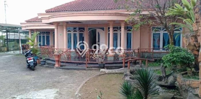 Rumah Modern 5 KT LT 735m2 di Kota Sukabumi Rumah Modern 5 KT LT 735m2 di Kota Sukabumi