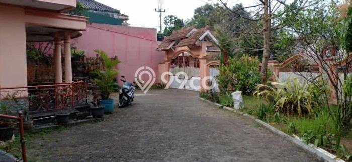 Rumah Modern 5 KT LT 735m2 di Kota Sukabumi Rumah Modern 5 KT LT 735m2 di Kota Sukabumi