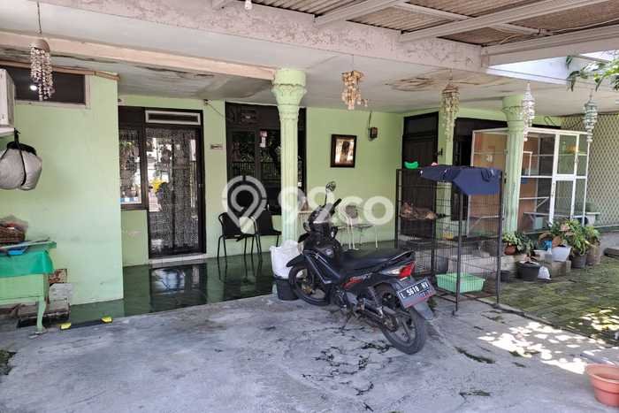 Dijual Rumah Strategis Bagus Punya 5 KT di Rungkut Surabaya SHM Dijual Rumah Strategis Bagus Punya 5 KT di Rungkut Surabaya SHM