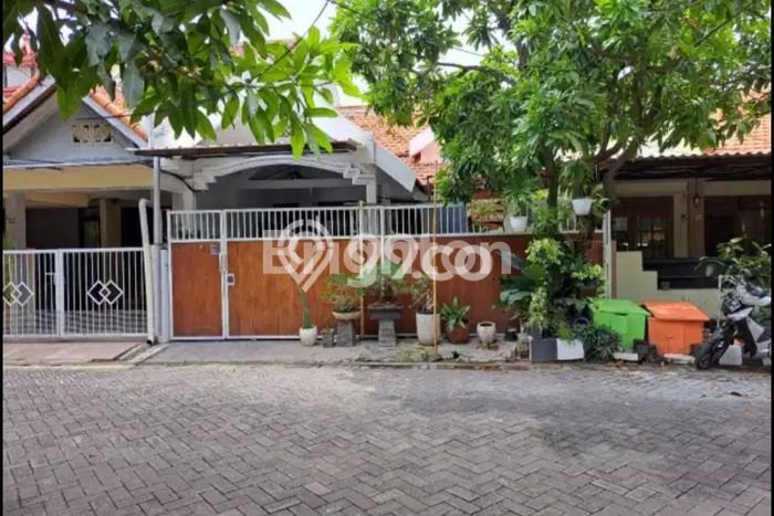 Rumah Modern Minimalis 3 Kamar Siap Huni di Rungkut Rumah Modern Minimalis 3 Kamar Siap Huni di Rungkut