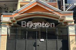 Dijual Rumah Premium dengan Fasilitas Sekitar Lengkap di Wonocolo, Surabaya Dijual Rumah Premium dengan Fasilitas Sekitar Lengkap di Wonocolo, Surabaya