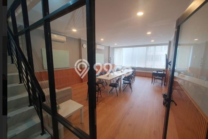 Ruko Kawasan Premium di , Luas 170m2m², Jalan Utama Ruko Kawasan Premium di , Luas 170m2m², Jalan Utama