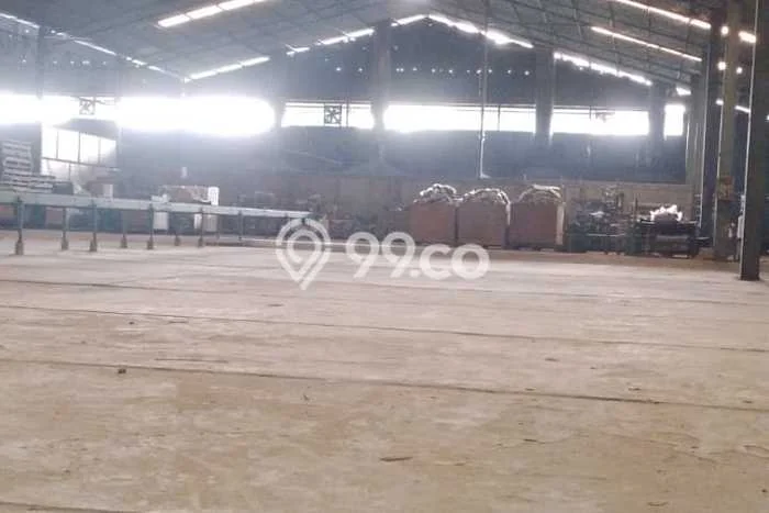 Pabrik untuk disewa di Cikupa punya LT 4021m2 & LB 2600m2 harga sewa kompetitif Pabrik untuk disewa di Cikupa punya LT 4021m2 & LB 2600m2 harga sewa kompetitif
