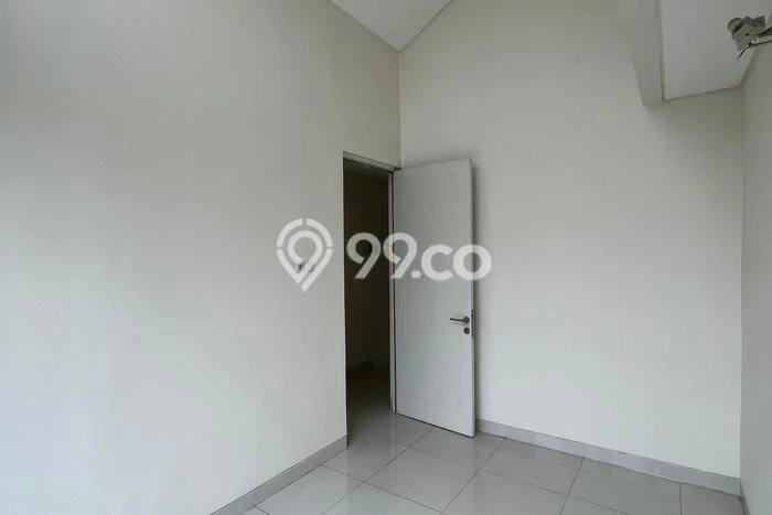 For Sale Hunian Rumah Nyaman 2 KT di Pakuwon Indah, Surabaya For Sale Hunian Rumah Nyaman 2 KT di Pakuwon Indah, Surabaya