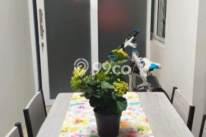 Rumah Luas Asri 2 KT Siap Huni di Kota Wisata Jakarta Timur Rumah Luas Asri 2 KT Siap Huni di Kota Wisata Jakarta Timur