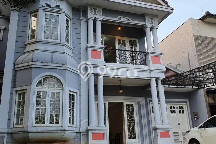 Rumah sewa siap pakai 4 Kamar Tidur di Kota Wisata, Jakarta Timur Rumah sewa siap pakai 4 Kamar Tidur di Kota Wisata, Jakarta Timur