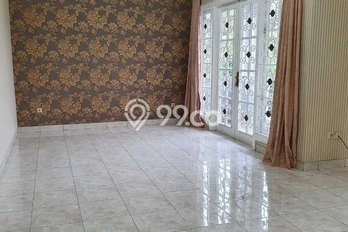 Rumah sewa siap pakai 4 Kamar Tidur di Kota Wisata, Jakarta Timur Rumah sewa siap pakai 4 Kamar Tidur di Kota Wisata, Jakarta Timur
