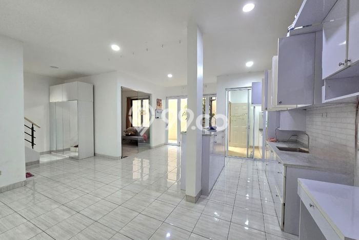 Rumah sewa siap pakai 3 KT di Gading Serpong, Tangerang Rumah sewa siap pakai 3 KT di Gading Serpong, Tangerang