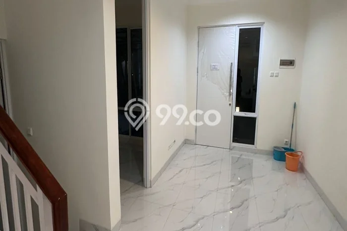 For Sale Rumah 3 Kamar Lokasi Strategis Nyaman dan Strategis di Semarang Barat For Sale Rumah 3 Kamar Lokasi Strategis Nyaman dan Strategis di Semarang Barat