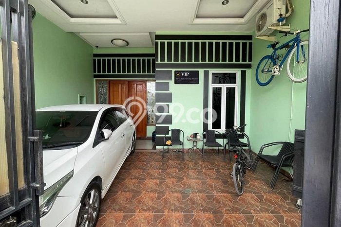 Hunian Cantik Modern Lb 180m2 di Kelapa Dua, Tangerang Hunian Cantik Modern Lb 180m2 di Kelapa Dua, Tangerang