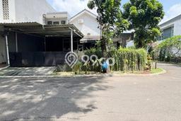 Rumah Mewah LB 90m2 Siap Pakai Desain Elegan di Bintaro, Tangerang Selatan Rumah Mewah LB 90m2 Siap Pakai Desain Elegan di Bintaro, Tangerang Selatan