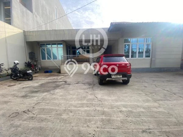 Hunian Ideal dengan LT 890m2 & LB 600m2 Disewakan di Jati Asih Hunian Ideal dengan LT 890m2 & LB 600m2 Disewakan di Jati Asih