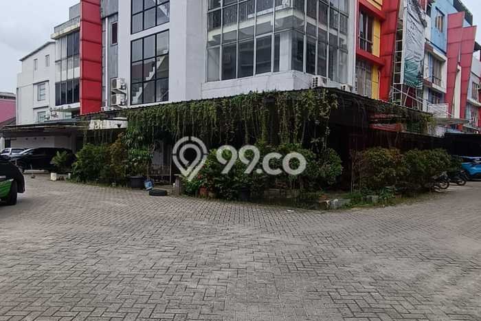 Ruko Disewa di Bogor dengan LB 180m2 Area Komersial Ramai Ruko Disewa di Bogor dengan LB 180m2 Area Komersial Ramai