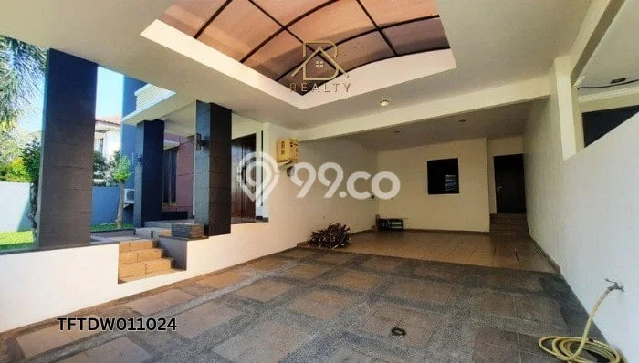 Rumah sewa siap huni 5 Kamar Tidur di Cibubur, Jakarta Timur Rumah sewa siap huni 5 Kamar Tidur di Cibubur, Jakarta Timur