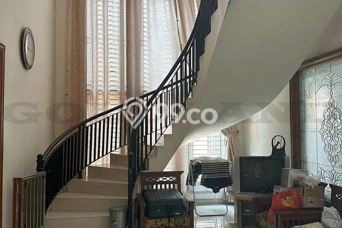 Sewa Rumah Murah di Sunter Jakarta Utara dengan 5 Kamar Tidur Sewa Rumah Murah di Sunter Jakarta Utara dengan 5 Kamar Tidur