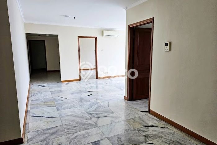 Apartemen Disewakan 3 Kamar Murah Siap Huni di Jakarta Utara, Luas 125m2 Apartemen Disewakan 3 Kamar Murah Siap Huni di Jakarta Utara, Luas 125m2