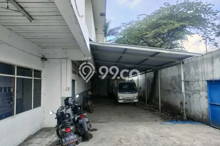 Gudang bagus disewakan di Regol Bandung dengan LB 1400m2 harga sewa terbaik Gudang bagus disewakan di Regol Bandung dengan LB 1400m2 harga sewa terbaik
