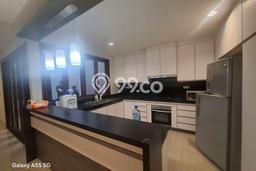 Rumah Premium kawasan Setra Duta, 4 KT, Area Tenang, Luas 144m² LB 320m² Rumah Premium kawasan Setra Duta, 4 KT, Area Tenang, Luas 144m² LB 320m²